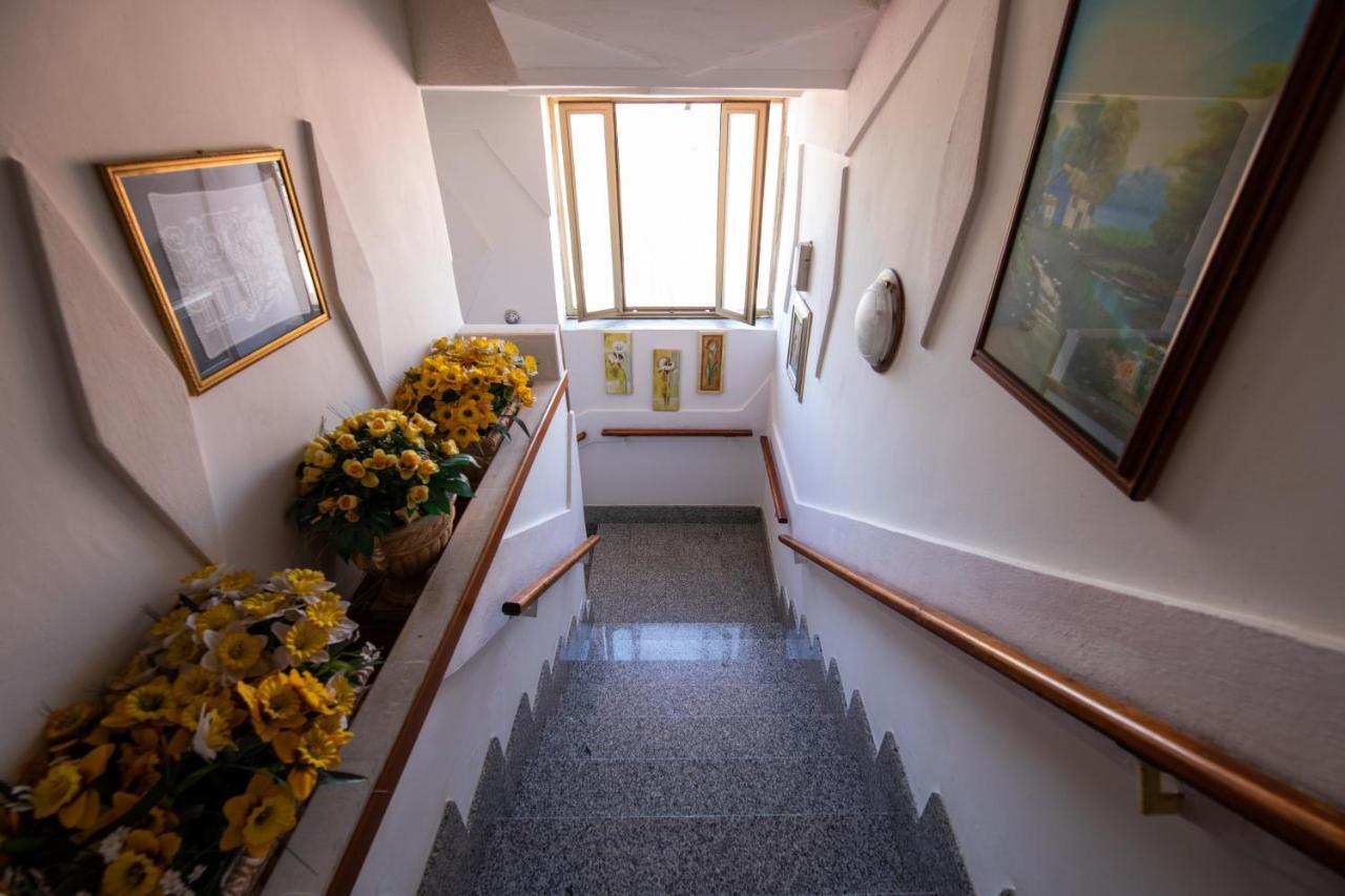Madonna Della Scala Bed & Breakfast Castellabate Ngoại thất bức ảnh